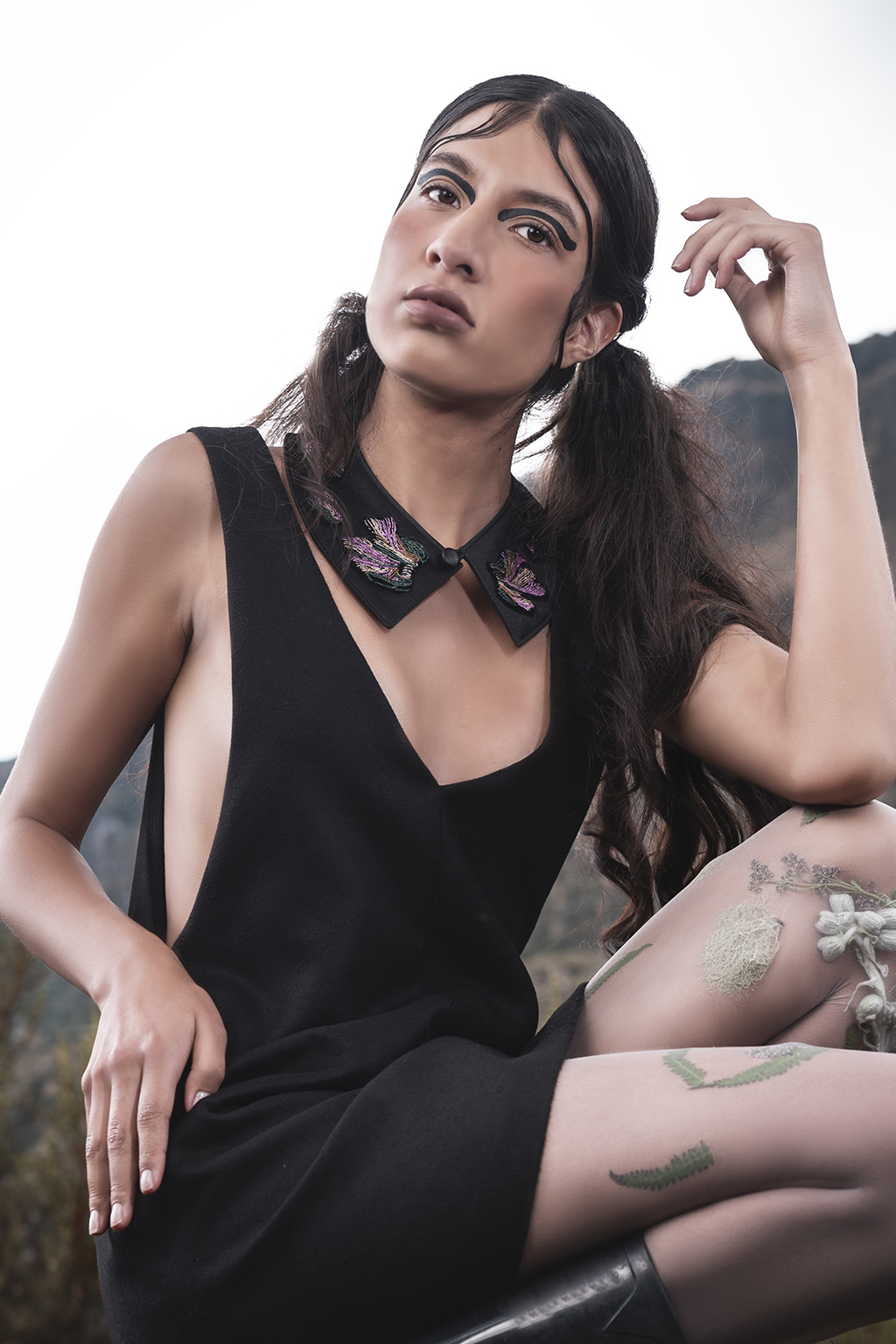 Cuello Bordado Microflorecer Trébol | Lia Padilla