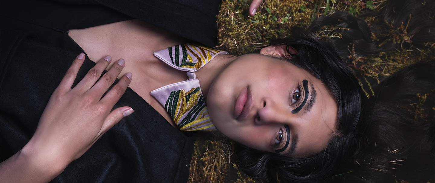 Microflorecer accesorios Cuello Bordado